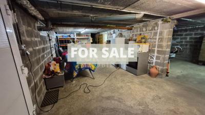 Traditional House with Garden