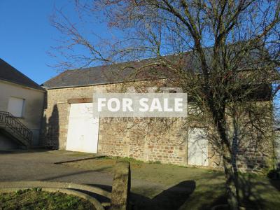 Traditional House with Garden