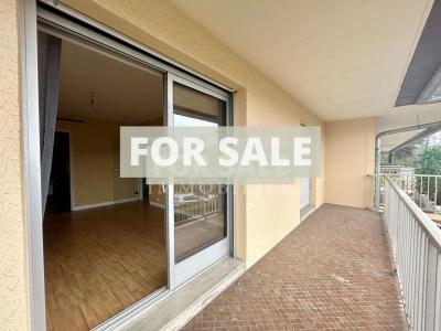 Apartment with Balcony in Bagnoles-de-l`Orne