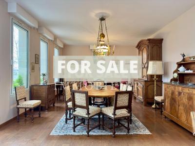 Manor House with Landscaped Garden