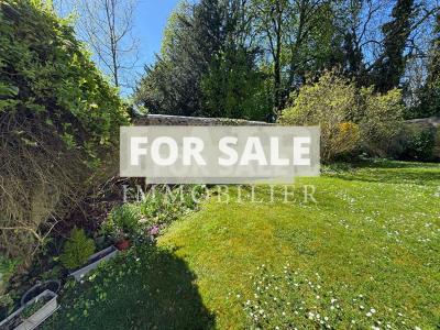 Manor House with Landscaped Garden