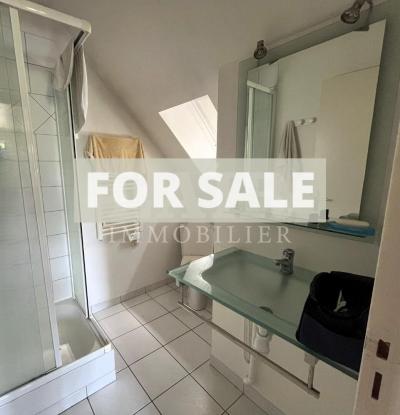 Detached Villa Bagnolaise with Lovely Garden