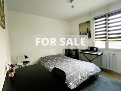 Detached House with Landscaped Garden