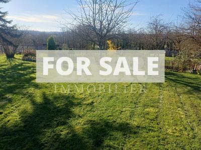Detached House with Landscaped Garden