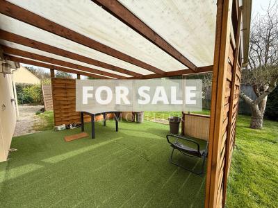 Detached House with Landscaped Garden