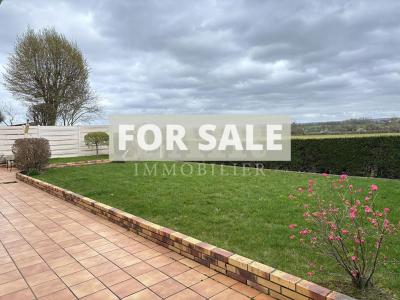 Detached House with Garden and Open View