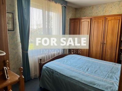 Detached House with Landscaped Garden