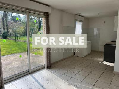 Contemporary Detached House with Garden