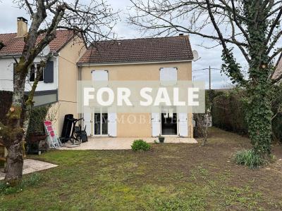 Lovely Home in a Sought after Location