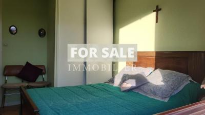 Detached House with Landscaped Garden