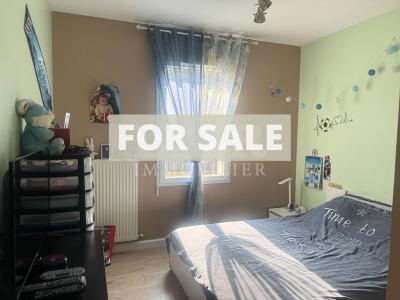 Detached House with Landscaped Garden