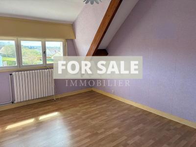 Detached House with Landscaped Garden