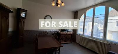 Detached House with Landscaped Garden