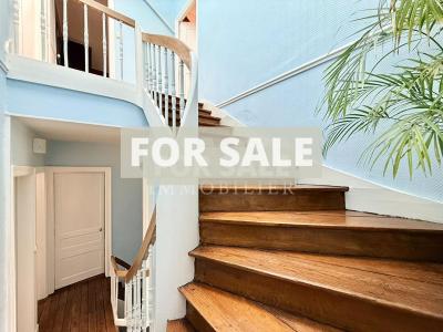 Pretty House with Parking and Private Parking