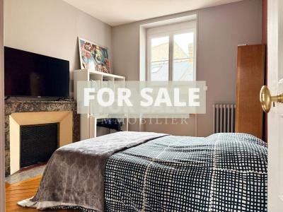 Pretty House with Parking and Private Parking