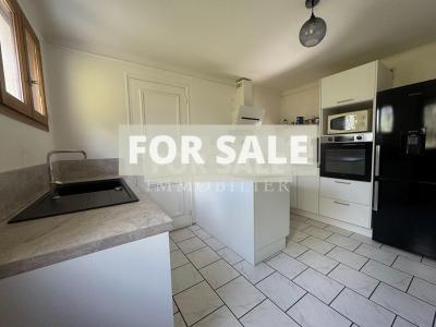 Detached Country House with Landscaped Garden