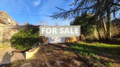 Countryside House with Outbuildings to Renovate
