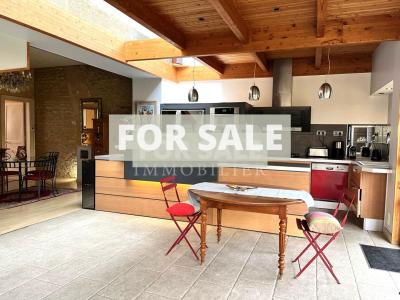 Town House with Neat Garden