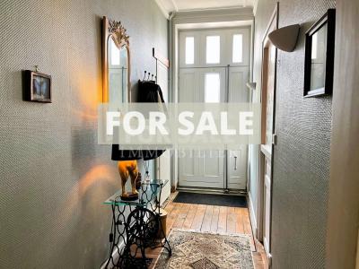 Town House with Neat Garden