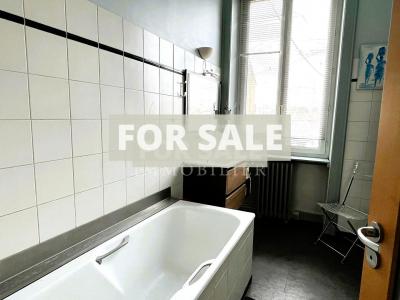 Town House with Neat Garden