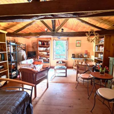 Farmhouse With Pool, Guest Apartments, 1.2 Hectares