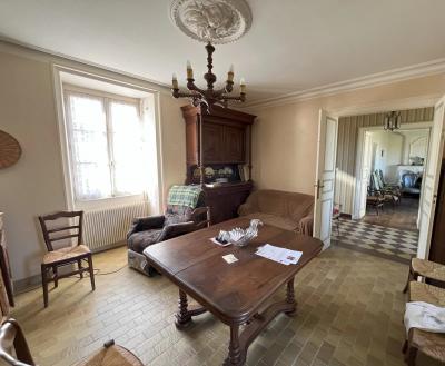 Manor House with Outbuilding in Almost One Acre