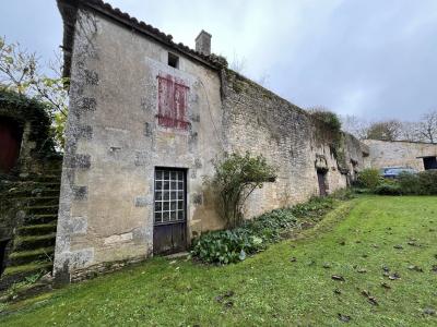 Detached Country House with Outbuilding and Open Views