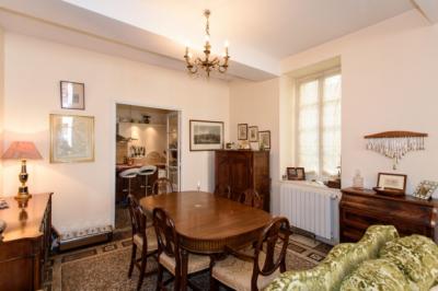 Large Bourgeoise Period Property With Internal Courtyard