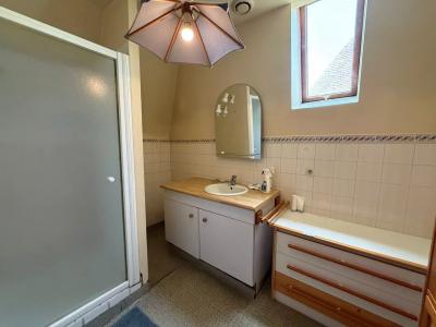 Family House With Pool, Garden And Outbuilding