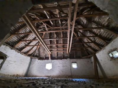 Pretty Pigeonnier House to Renovate