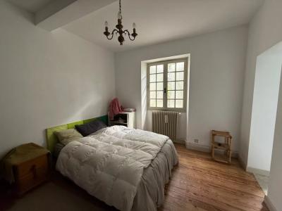 Beautiful Detached House with Lovely Garden