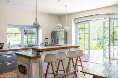 Exceptional Country Property with Pool and Land