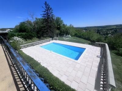 Detached Villa with Pool and Open Views