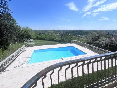 Detached Villa with Pool and Open Views