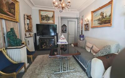 Trois Pieces - 61 Ma