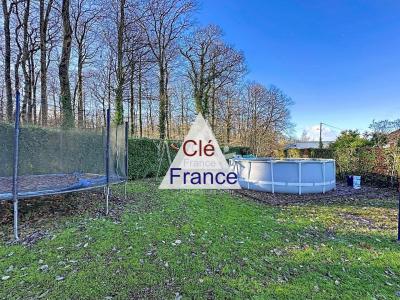 Detached House with Landscaped Garden