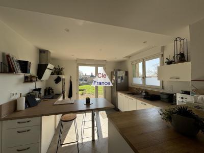 Fully Renovated House with Large Garden