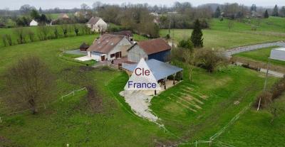 Equestrian Property with Outbuildings Set in Two Hectares
