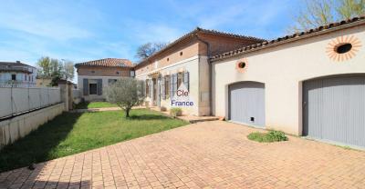 Period Property with Landscaped Garden