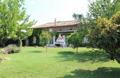 Period Property with Landscaped Garden