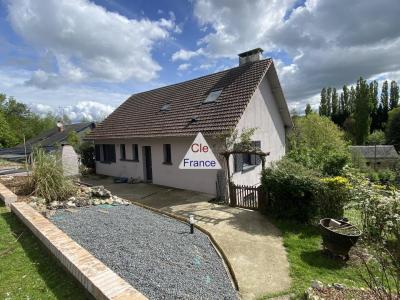 Detached House with Landscaped Garden