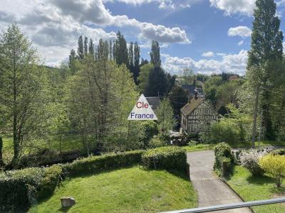 Detached House with Landscaped Garden