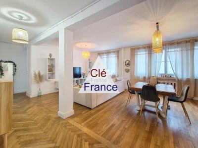 First Floor Apartment in the Heart of Town