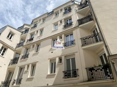 Paris Apartment Near to Place Gambetta