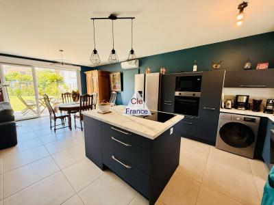 Maison Contemporaine Avec Jardin Et Garage A