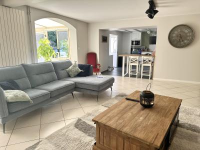 Fully Renovated House with Garden