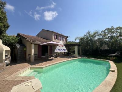 Beautiful Villa with Swimming Pool