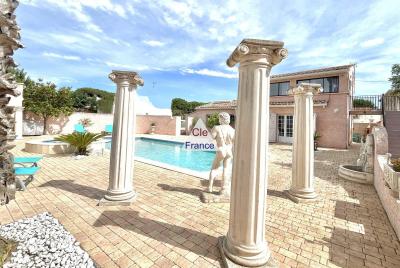 Stunning Villa with Swimming Pool