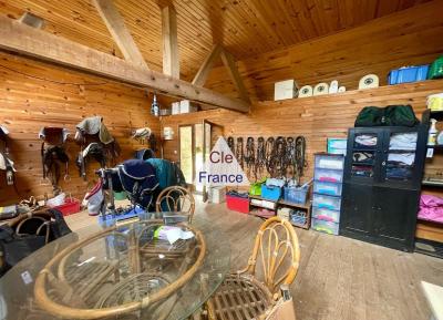 Equestrian Property with Facilities in 10 Hectares