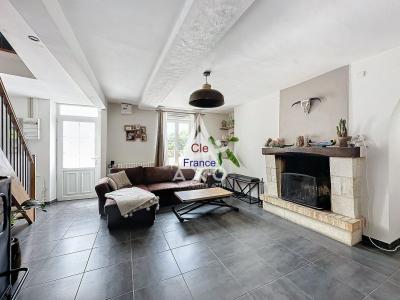 Fully Renovated Detached House with Garden